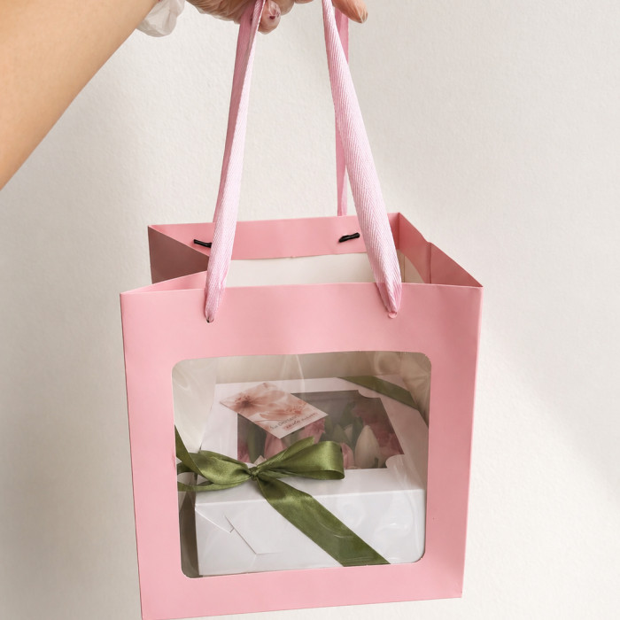 Зефирные тюльпаны в коробочке «Пудровый шёлк» 16×16 (M)